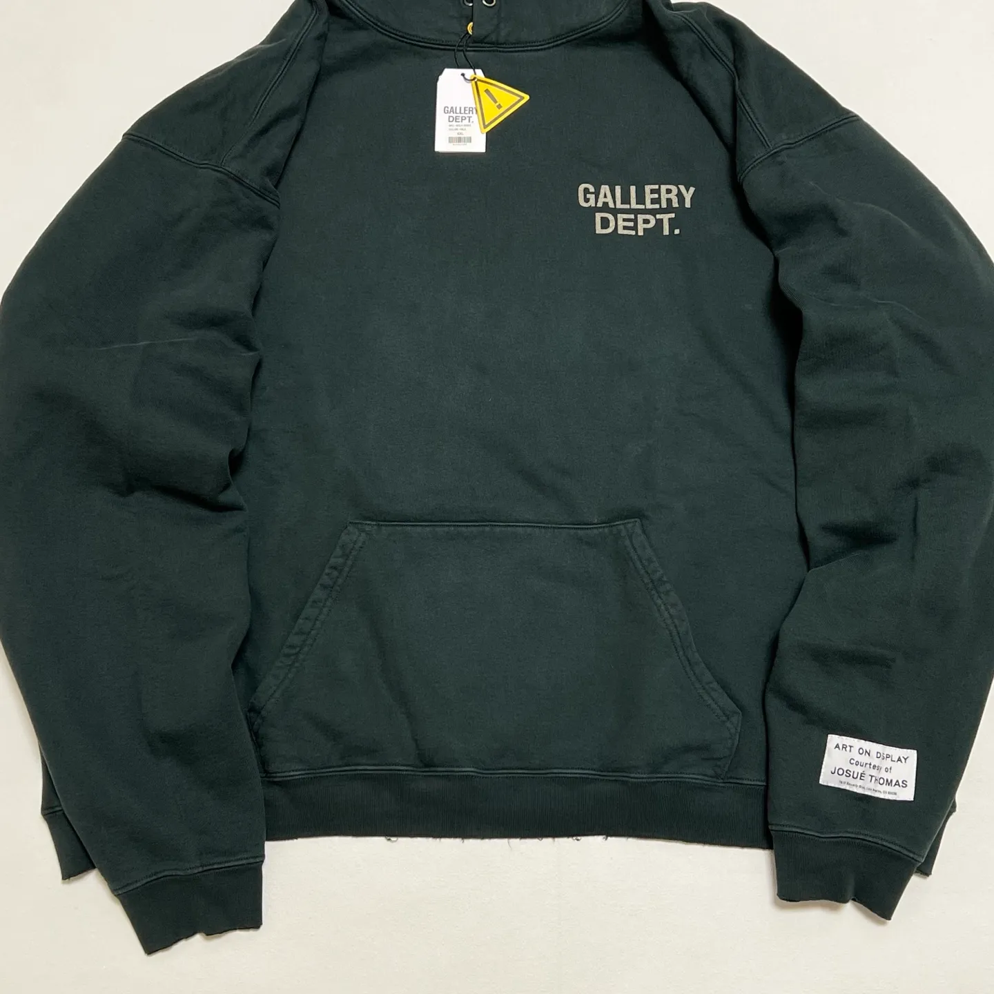 GALLERY DEPT. 90'S GD LOGO HOODIE 90's retro destruction English hoodie blue and black S-XL ⚠️Note: The color of this style should be green and black, not black! Requires custom weaving and dyeing. 500g high weight sweatshirt fabric. Fleece treatment on the inside. Overall wide and comfortable. Loose fit. Trendy and fashionable. Consistent with the original. Discharge printing process. Consistent with the original hang tag. Hanging grain with G LOGO.